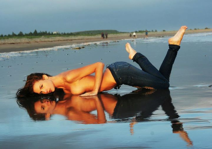 Female model photo shoot of Wendy L R in Conrad's Beach