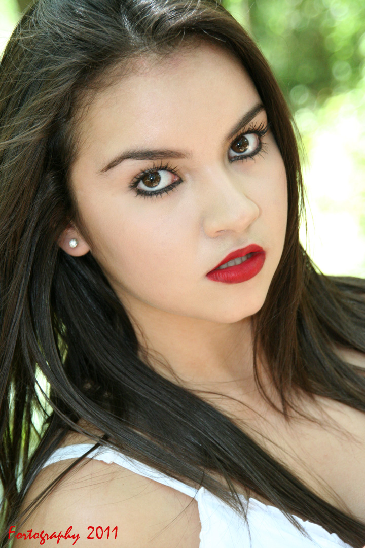 Female model photo shoot of Rosa Melendez