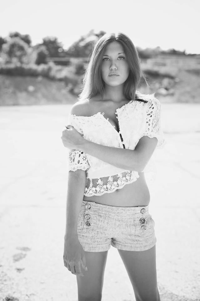 Female model photo shoot of Haley Tailor
