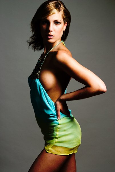 Female model photo shoot of Larissa xo