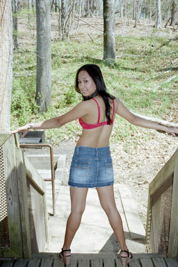 Female model photo shoot of runer200