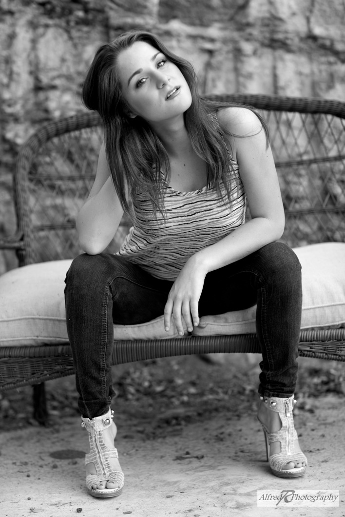 Female model photo shoot of Kylie Biazevich
