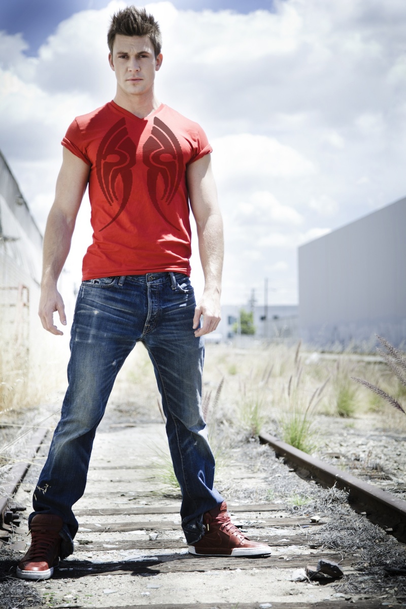 Male model photo shoot of Nick Frank
