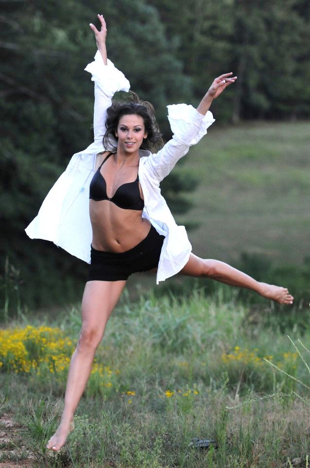 Female model photo shoot of Alexandra Draganoiu