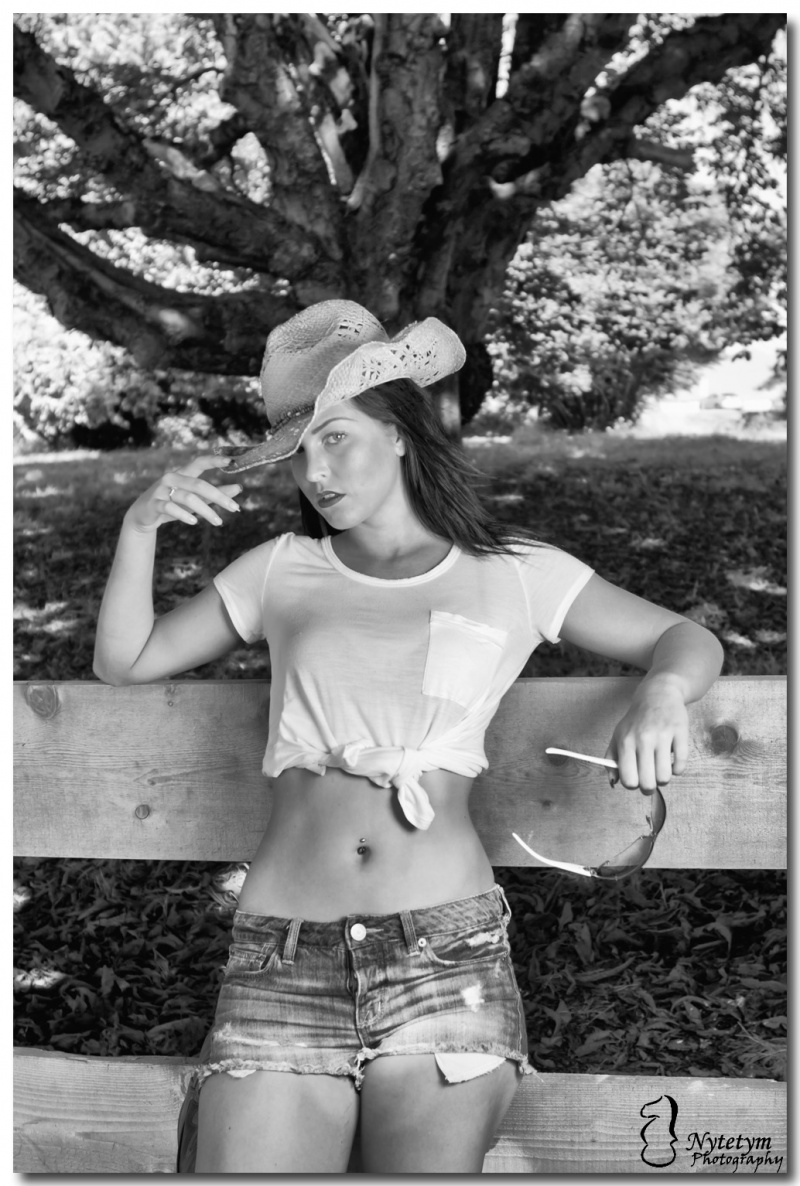 Female model photo shoot of Megan-Hill by Nytetym in Terra Nova- Richmond