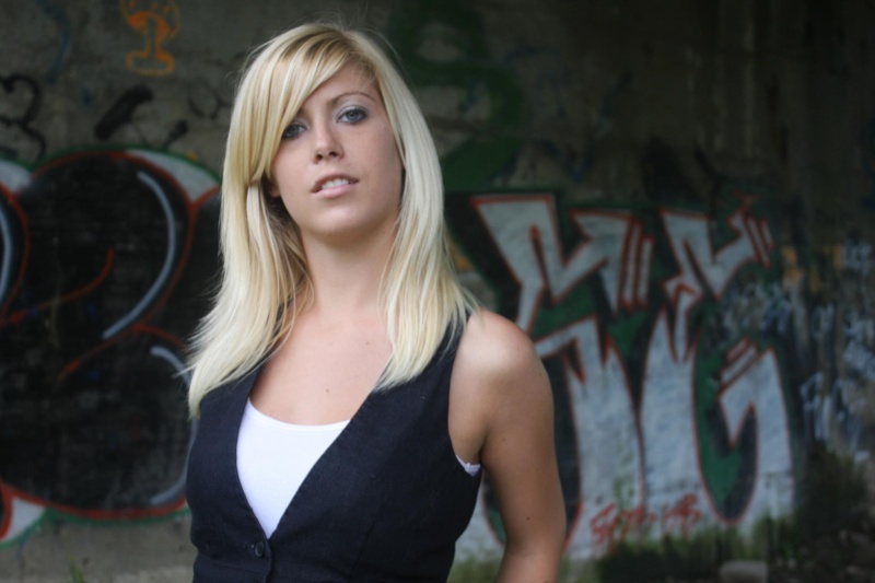 Female model photo shoot of Dez Rechard in Ayr, Ontario