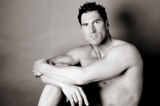 Male model photo shoot of Steven Gewondjan