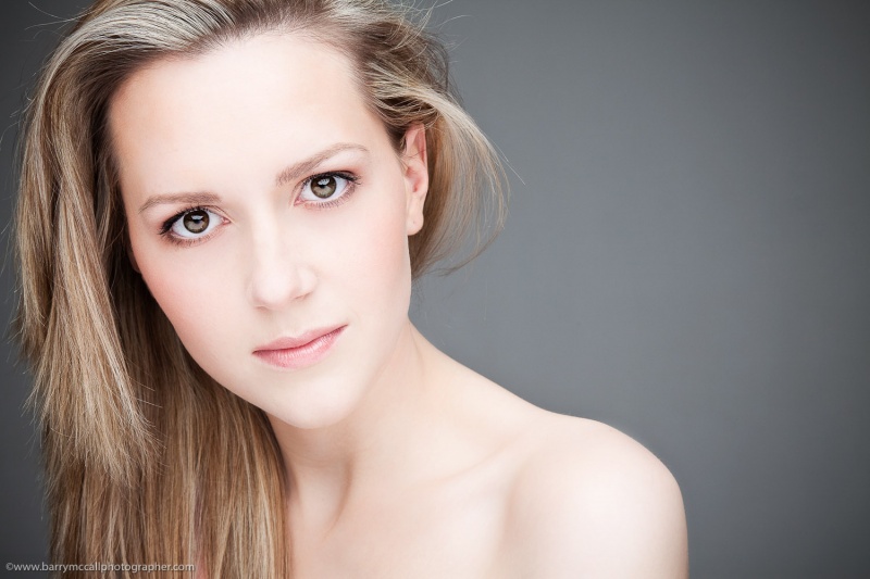 Female model photo shoot of Hannah McDonnell