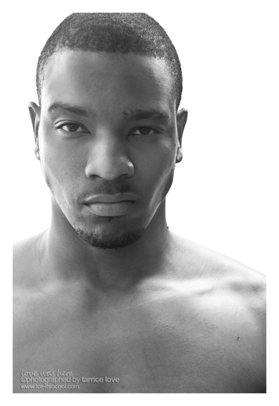 Male model photo shoot of Orlando Walker84