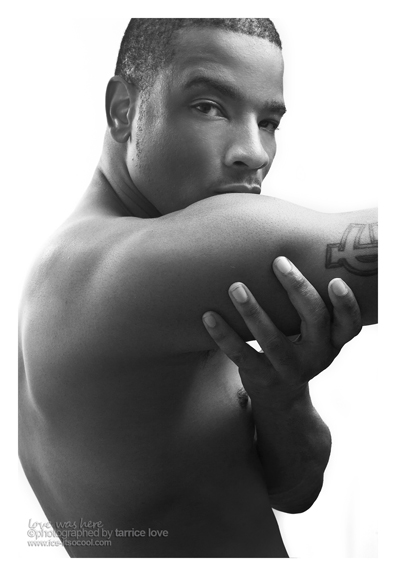 Male model photo shoot of Orlando Walker84