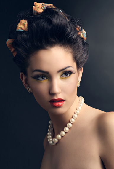 Female model photo shoot of Ekaterina Ulyanoff MUA