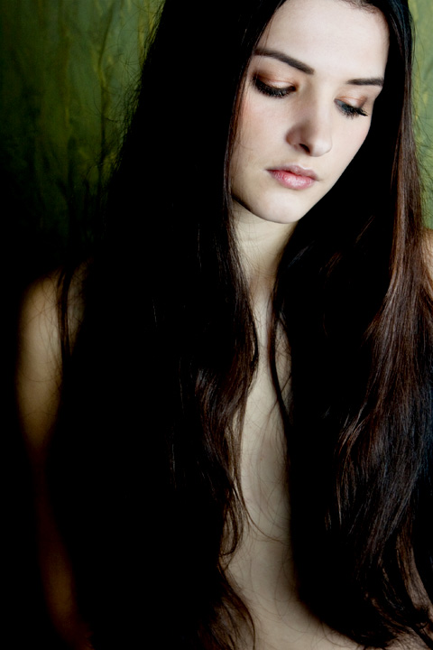 Female model photo shoot of Sarina Gito in Amsterdam Home Studio