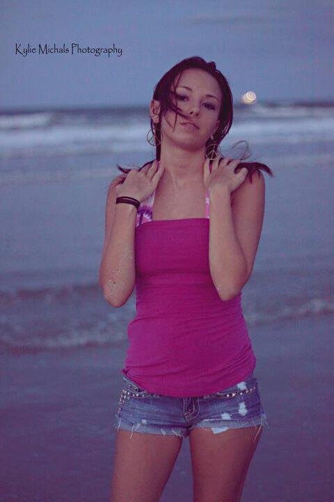 Female model photo shoot of Devon Stubbs in Micklers Beach Fl