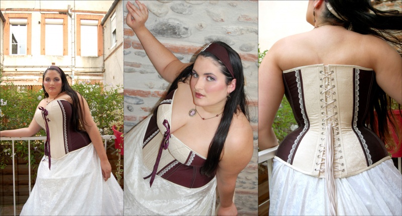 Female model photo shoot of Eikhell Corsets in Toulouse