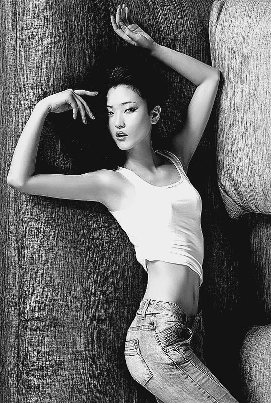 Female model photo shoot of Lina Zhang in Shanghai