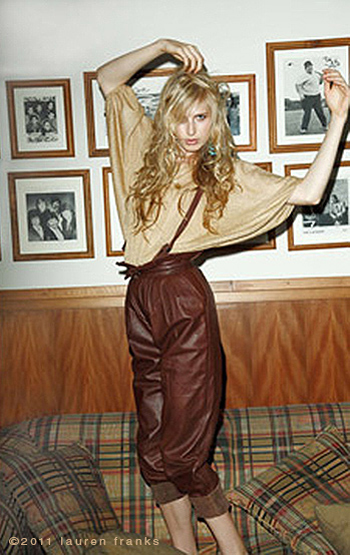 Female model photo shoot of Lauren Franks in Paddington