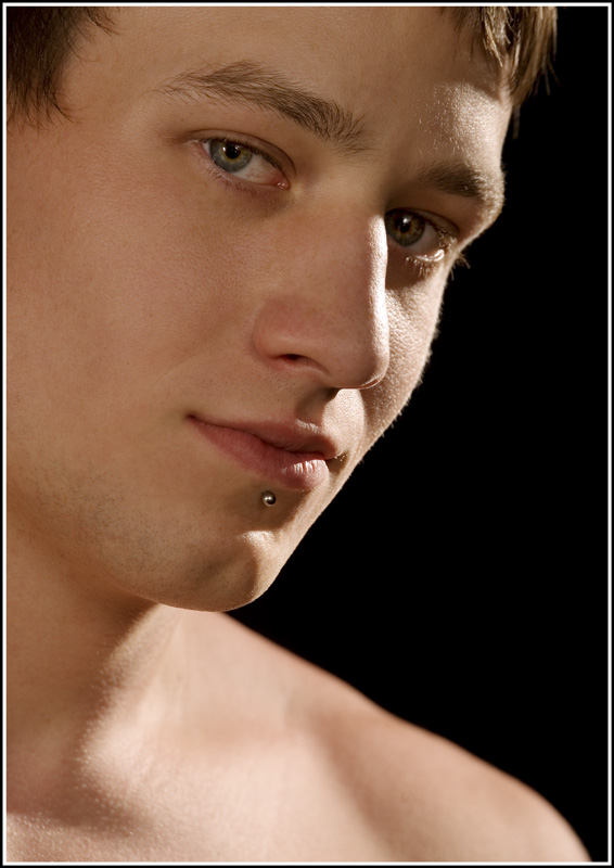 Male model photo shoot of Jamesallan