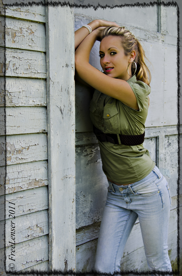 Female model photo shoot of DanielleRenee by FreeLenser in Rock City Falls