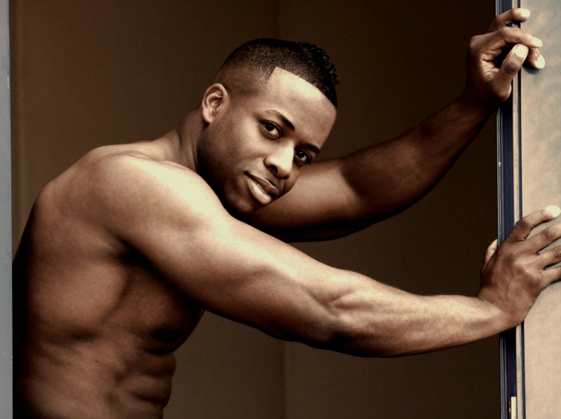 Male model photo shoot of Luciano Franklin