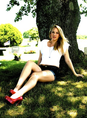 Female model photo shoot of Aubrey Heather
