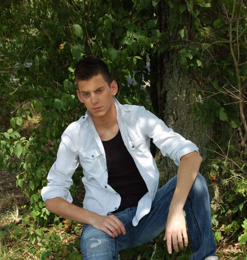 Male model photo shoot of Scott William Dupuis in Fairborn, Ohio