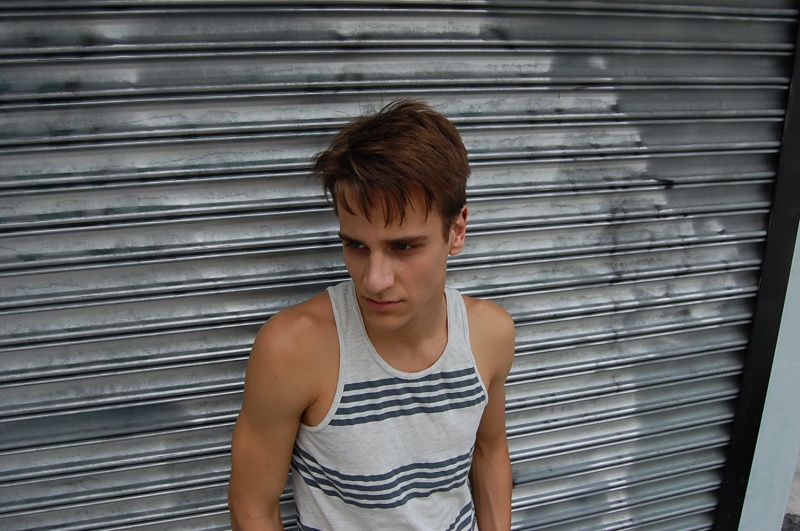 Male model photo shoot of Luis Krum