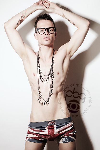 Male model photo shoot of Tim Kelleher by picsbygaz