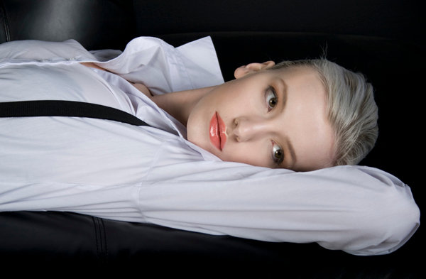 Female model photo shoot of Lauren Walsh Make-up in Fashion shoot