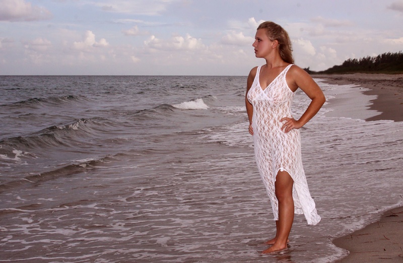 Female model photo shoot of Jessica Stone in Boca Raton, Fla