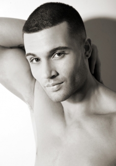 Male model photo shoot of Nathan Goodarzi