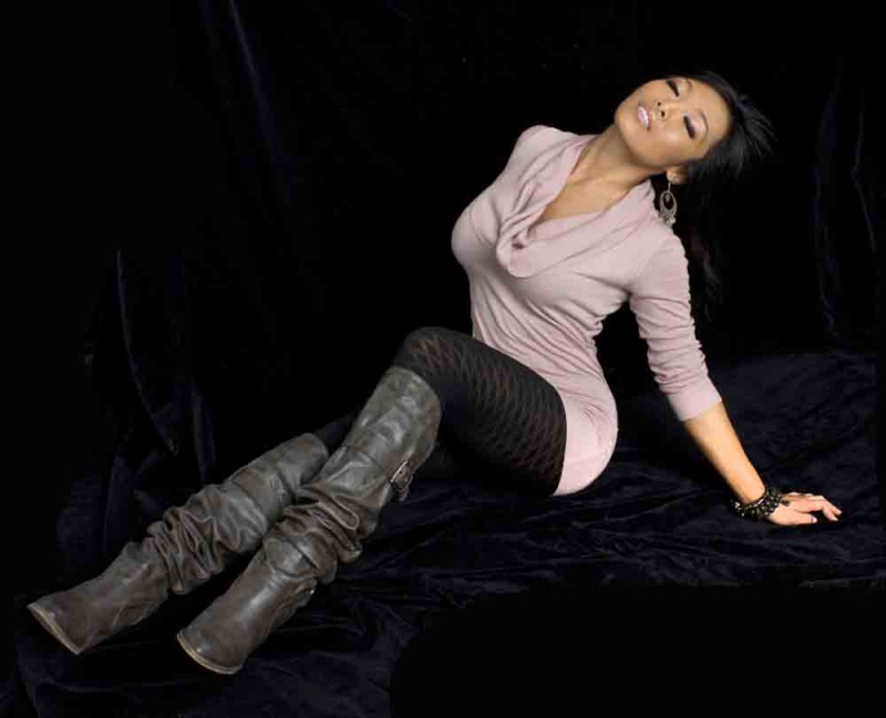 Female model photo shoot of Shushan Jiang