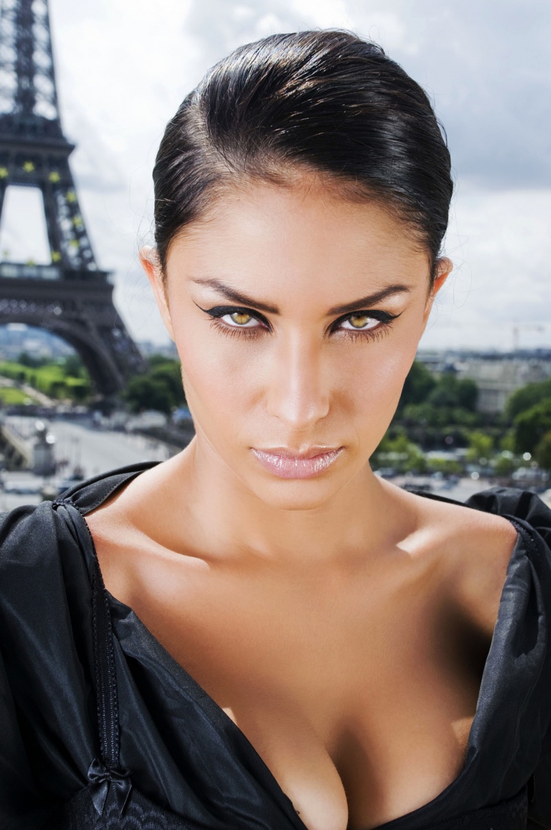 Female model photo shoot of Anais Martinez in Trocadero- Paris