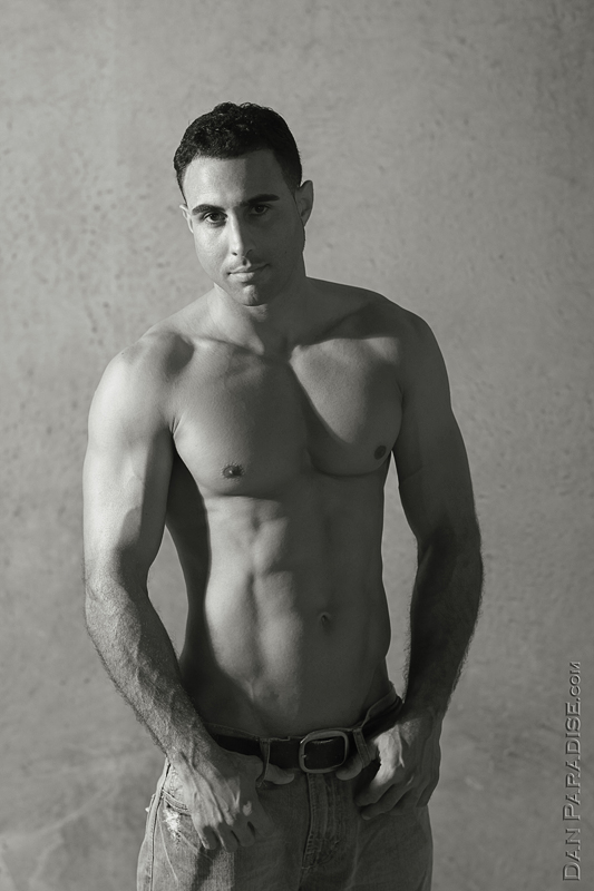 Male model photo shoot of Amaury Baez