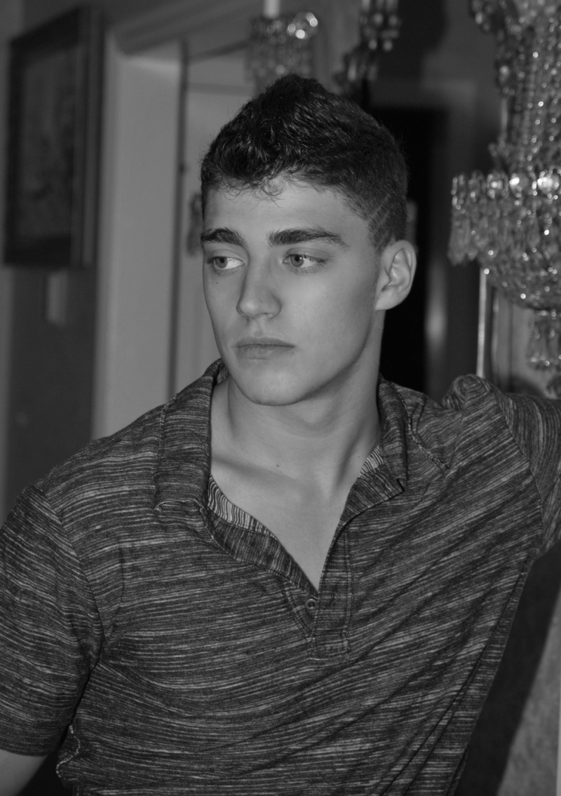 Male model photo shoot of Aleksandr 