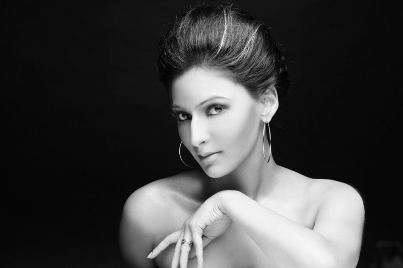 Female model photo shoot of Chaheti Patel