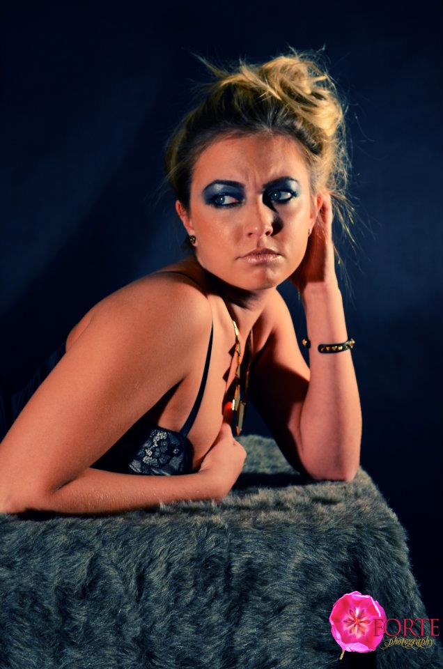 Female model photo shoot of Parrel Marie Makeup 