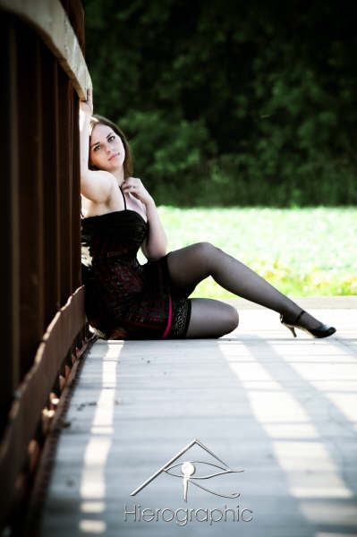 Female model photo shoot of caitlin alyse