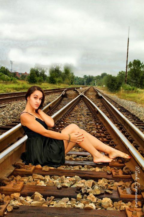 Female model photo shoot of Tianna Huddleston in Columbus, Ohio