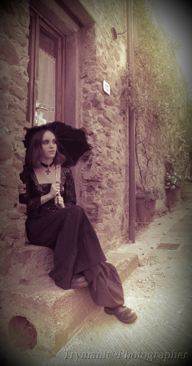 Female model photo shoot of Viola Spagnuolo in Vinci