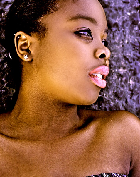 Female model photo shoot of Jah M in Maputo, Mozambique