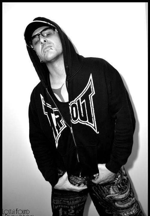 Male model photo shoot of Kris Rock