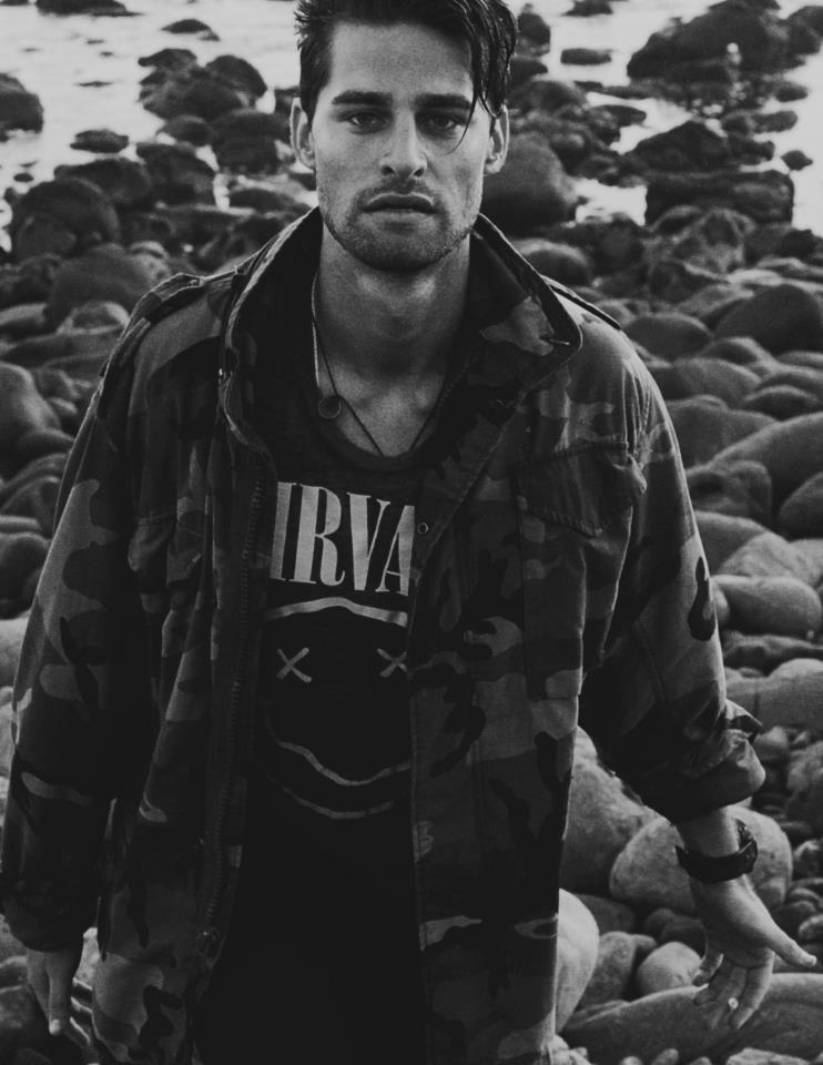 Male model photo shoot of Jeremy Cohen