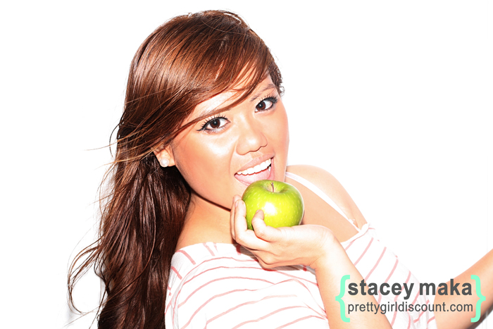 Female model photo shoot of Stacey Maka