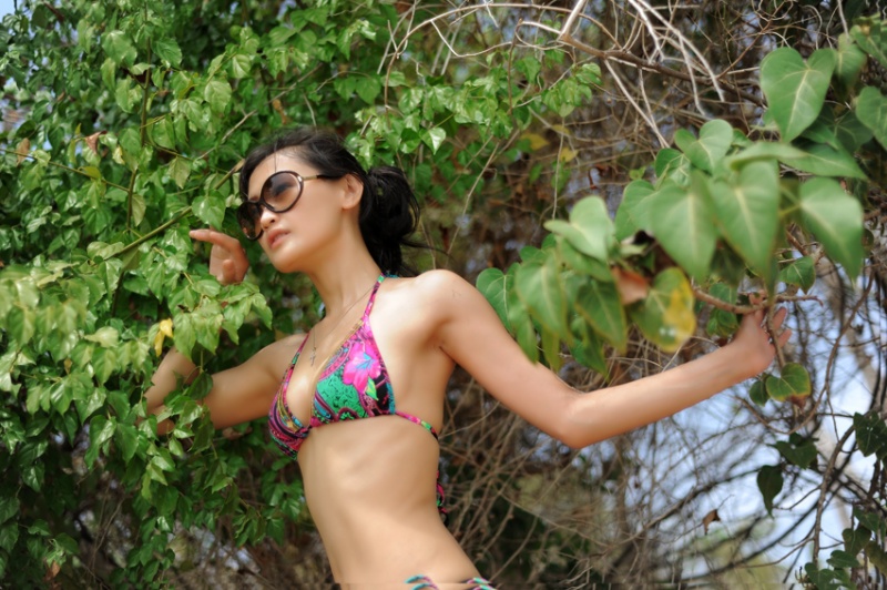 Female model photo shoot of yulia widijaya in Turtle Island
