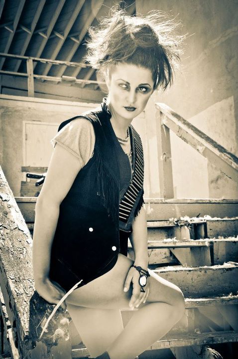 Female model photo shoot of DARYN ALLENE MUA by Iann Ivy  in Treasure Island, SF.