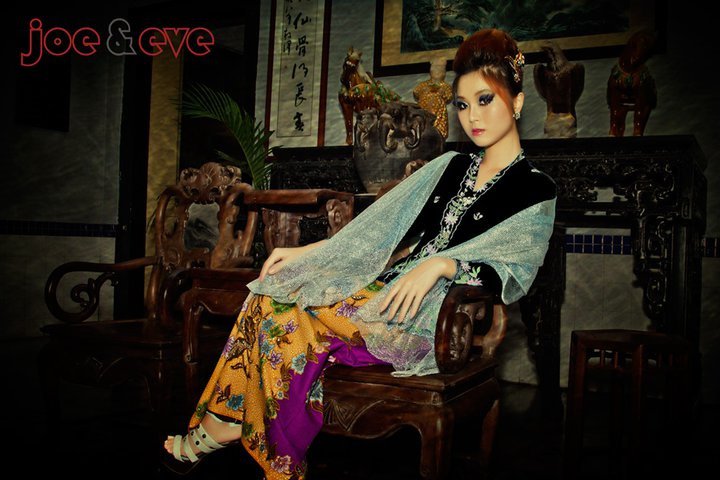 Female model photo shoot of Weng Ling