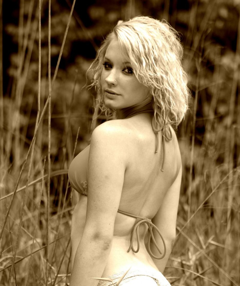 Female model photo shoot of Morgann Rice in whitesburg ga