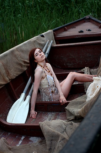 Female model photo shoot of Masha Iskra