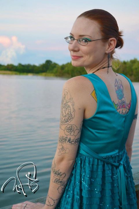 Female model photo shoot of Snizzlecakes by MFBPhotography in Tarpon Springs, FL