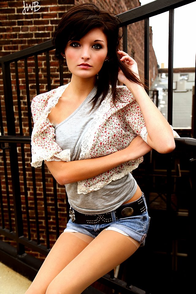 Female model photo shoot of Tiffany Rachelle Miller